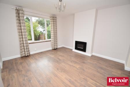 3 bedroom Semi-detached house to let in Avon Road, Chelmsford, Essex, CM1