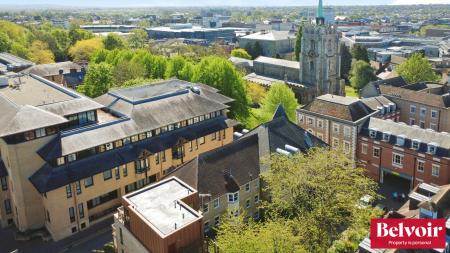 1 bedroom Flat to let in Cathedral Walk, City Centre, Chelmsford, Essex, CM1