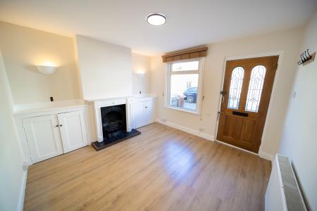 2 bedroom Terraced House to let in Roman Road, Old Moulsham, Chelmsford, Essex, CM2