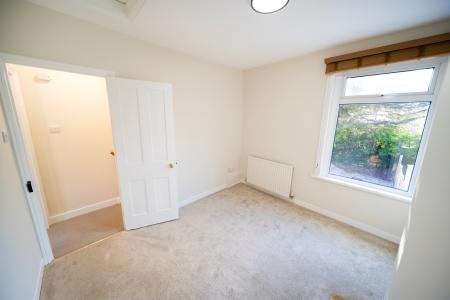 2 bedroom Terraced House to let in Roman Road, Old Moulsham, Chelmsford, Essex, CM2