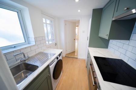 2 bedroom Terraced House to let in Roman Road, Old Moulsham, Chelmsford, Essex, CM2