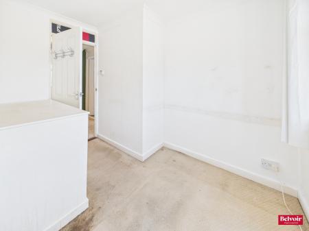 3 bedroom Terraced House for sale in Meadgate Avenue, Great Baddow, Chelmsford, Essex, CM2