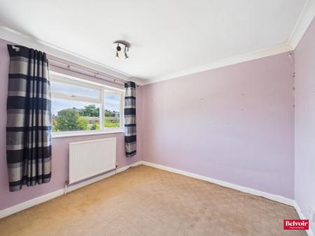3 bedroom Terraced House for sale in Meadgate Avenue, Great Baddow, Chelmsford, Essex, CM2