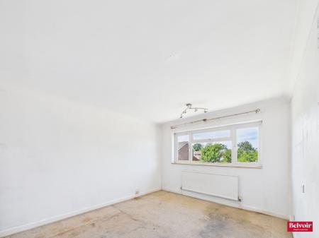 3 bedroom Terraced House for sale in Meadgate Avenue, Great Baddow, Chelmsford, Essex, CM2