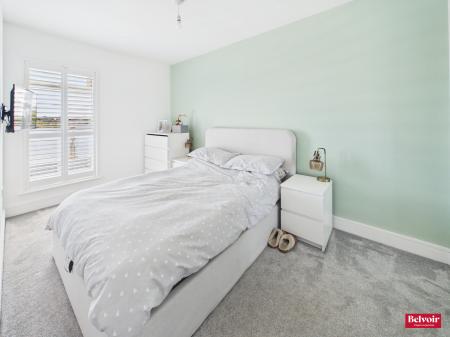 2 bedroom Flat for sale in Baddow Road, Chelmsford, Essex, CM2