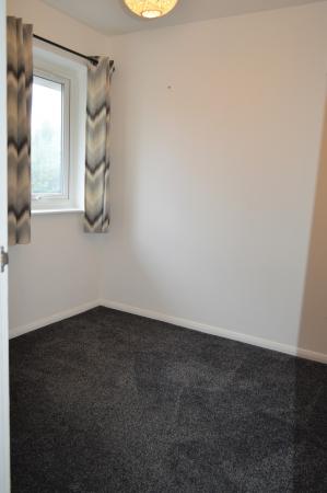 2 bedroom Flat to let in Brooklands Walk, Chelmsford, Essex, CM2