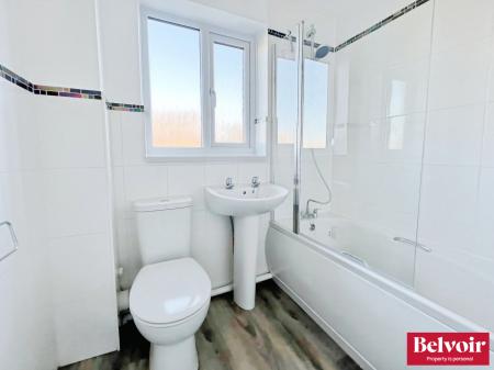 2 bedroom Semi-detached house to let in Bouchers Mead, Springfield, Chelmsford, Essex, CM1