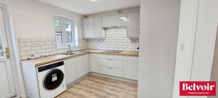 2 bedroom Semi-detached house to let in Bouchers Mead, Springfield, Chelmsford, Essex, CM1