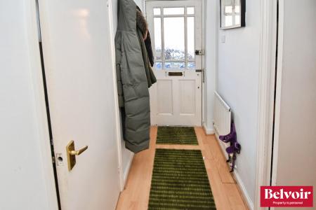 3 bedroom Semi-detached house to let in Samuel Manor, Chelmer Village, Chelmsford, Essex, CM2
