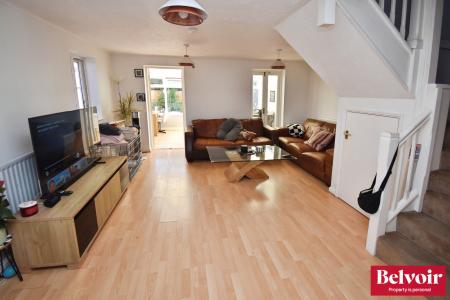 3 bedroom Semi-detached house to let in Samuel Manor, Chelmer Village, Chelmsford, Essex, CM2
