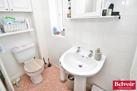 3 bedroom Semi-detached house to let in Samuel Manor, Chelmer Village, Chelmsford, Essex, CM2