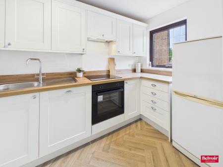 2 bedroom End of terrace house for sale in Beadle Way, Great Leighs, Chelmsford, Essex, CM3