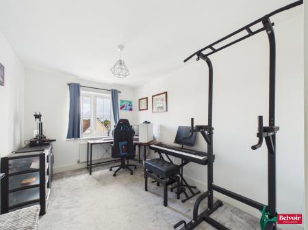 2 bedroom Flat for sale in Cloughton Avenue, Braintree, Essex, CM7
