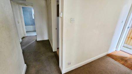 1 bedroom Maisonette to let in Alma Drive, City Centre, Chelmsford, Essex, CM1