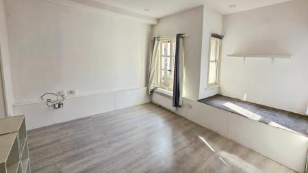 0 bedroom Studio flat to let in Duke Street, City Centre, Chelmsford, Essex, CM1