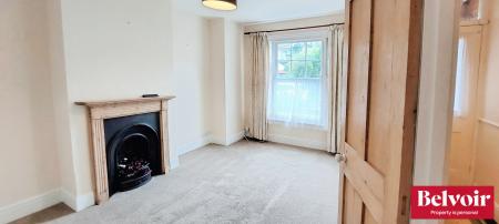 3 bedroom Terraced House to let in South Primrose Hill, City Centre, Chelmsford, Essex, CM1