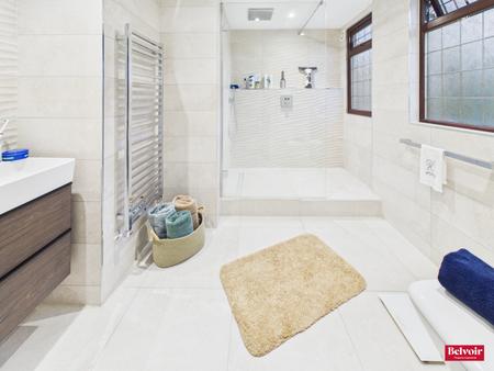 5 bedroom Detached house for sale in Main Road, Danbury, Essex, CM3