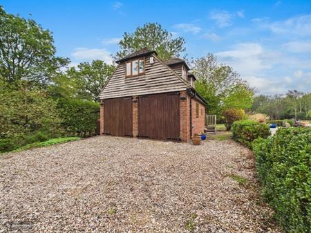 5 bedroom Detached house for sale in Main Road, Danbury, Essex, CM3