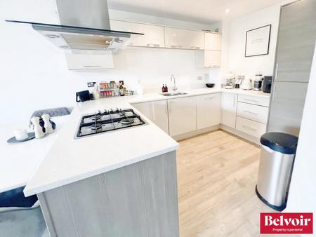 2 bedroom Flat to let in Watson Heights, City Centre, Chelmsford, Essex, CM1