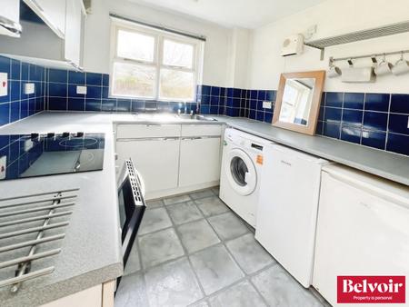 1 bedroom Flat to let in Stapleford Close, Chelmsford, Essex, CM2