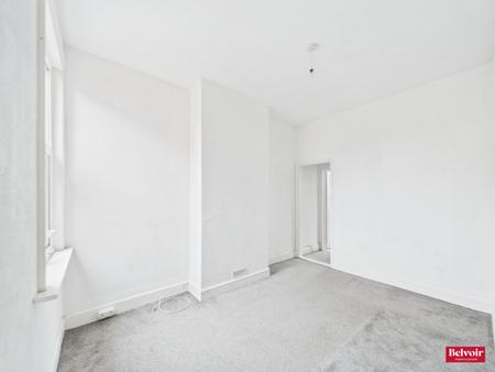 2 bedroom Terraced House for sale in Navigation Road, Chelmsford, Essex, CM2