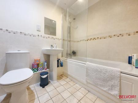 2 bedroom Apartment for sale in 41 Brookbank Close, Cheltenham, GL50