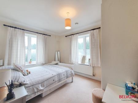 2 bedroom Apartment for sale in Brookbank Close, Cheltenham, GL50