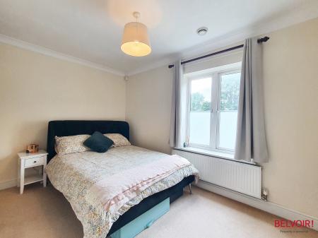 2 bedroom Apartment for sale in Brookbank Close, Cheltenham, GL50