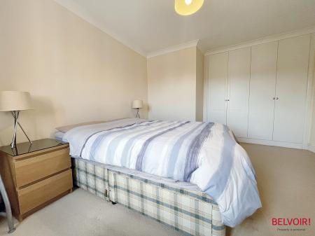2 bedroom Apartment for sale in Brookbank Close, Cheltenham, GL50