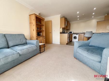 2 bedroom Apartment for sale in Brookbank Close, Cheltenham, GL50