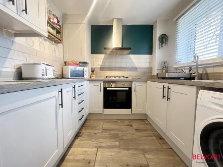 2 bedroom End of terrace house for sale in Hazledean Road, Cheltenham, GL51