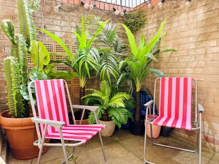 1 bedroom Apartment for sale in Pittville Circus Road, Cheltenham, GL52