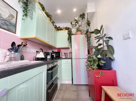 1 bedroom Apartment for sale in Pittville Circus Road, Cheltenham, GL52