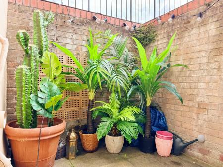 1 bedroom Apartment for sale in Pittville Circus Road, Cheltenham, GL52