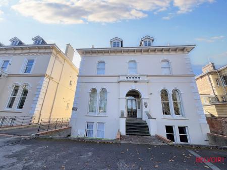 1 bedroom Apartment for sale in Pittville Circus Road, Cheltenham, GL52