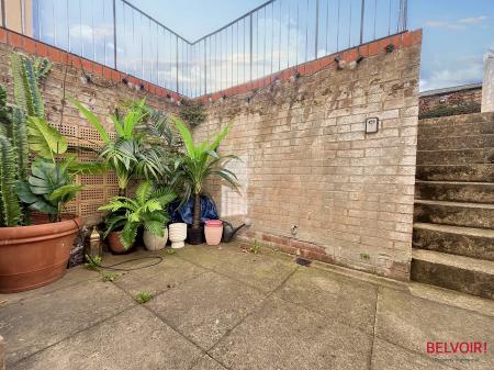 1 bedroom Apartment for sale in Pittville Circus Road, Cheltenham, GL52