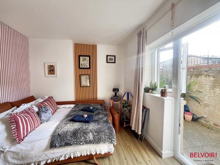 1 bedroom Apartment for sale in Pittville Circus Road, Cheltenham, GL52
