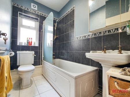 3 bedroom Terraced House for sale in Portland Place, Pittville, Cheltenham, GL52