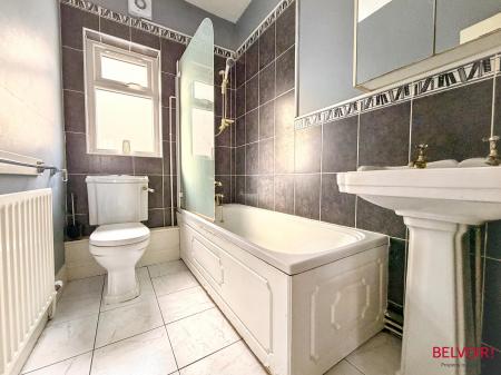 3 bedroom Terraced House for sale in Portland Place, Pittville, Cheltenham, GL52