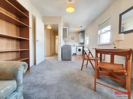 1 bedroom Apartment for sale in Redmarley Road, Cheltenham, GL52