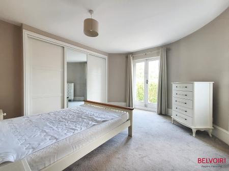 2 bedroom Apartment for sale in The Park, Cheltenham, GL50