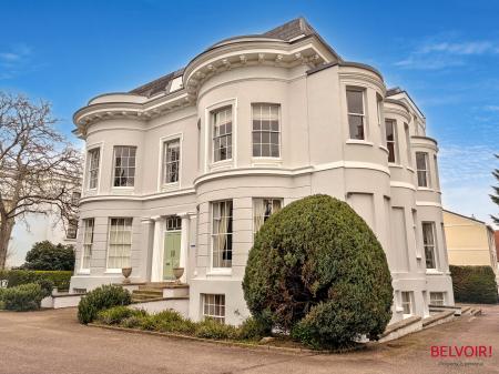2 bedroom Apartment for sale in The Park, Cheltenham, GL50