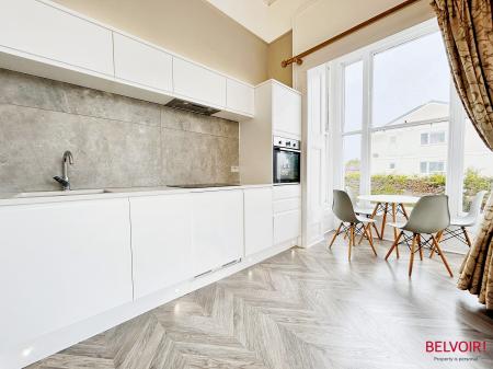 2 bedroom Apartment for sale in The Park, Cheltenham, GL50