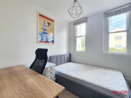 2 bedroom Apartment for sale in The Park, Cheltenham, GL50