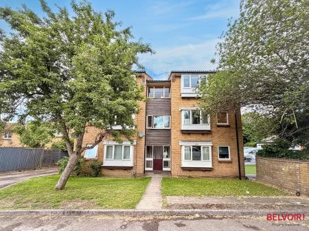 1 bedroom Studio flat for sale in Tom Price Close, Cheltenham, GL52