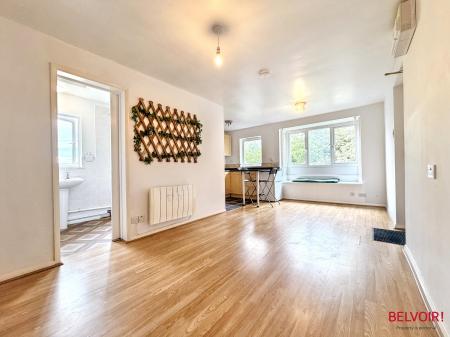 1 bedroom Studio flat for sale in Tom Price Close, Cheltenham, GL52