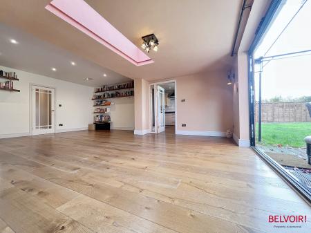 5 bedroom Semi-detached house for sale in Turkdean Road, Benhall, Cheltenham, GL51