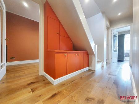 5 bedroom Semi-detached house for sale in Turkdean Road, Benhall, Cheltenham, GL51