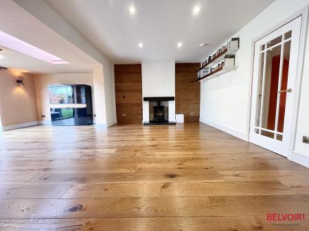 5 bedroom Semi-detached house for sale in Turkdean Road, Benhall, Cheltenham, GL51