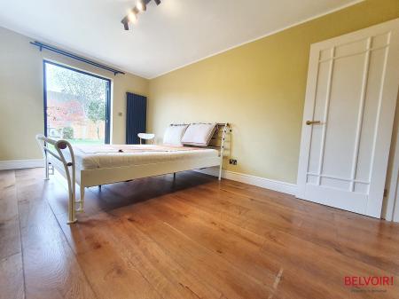 5 bedroom Semi-detached house for sale in Turkdean Road, Benhall, Cheltenham, GL51